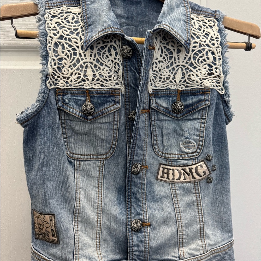 Harley-Davidson Denim Sugar Skull Vest with Lace Accents - Picture 2 of 4
